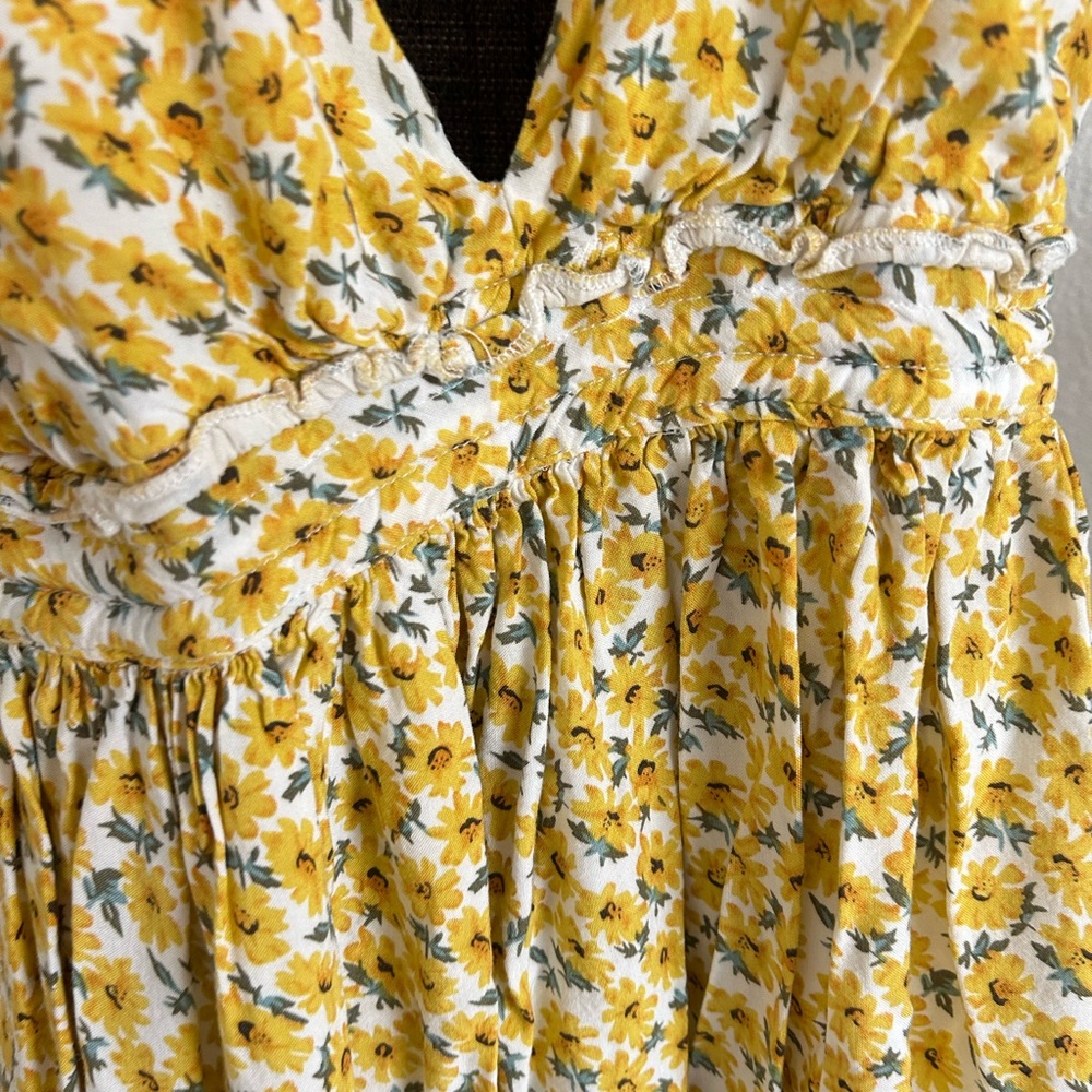 Entro Floral Dress in Yellow and White Halter Neck - Picture 2 of 5